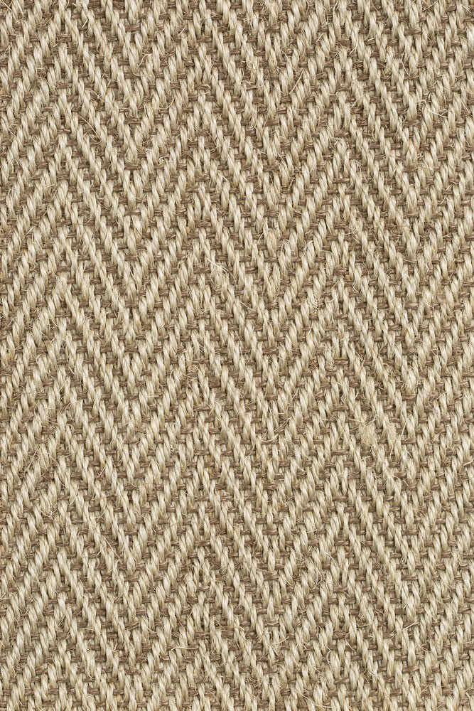 Pa touw Zeeslak Sisal Bellevue tapijt wordt op een breedte van 400cm gemaakt. Het kan  worden verwerkt als kamerbreed tapijt. Maar het wordt vooral versneden om  er een los tapijt op maat van te maken.